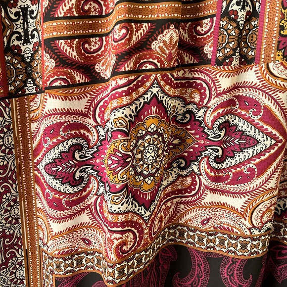 BEDFORD FAIR 90s Pretty Vintage knee length polyester skirt. Size M - Picture 3 of 6